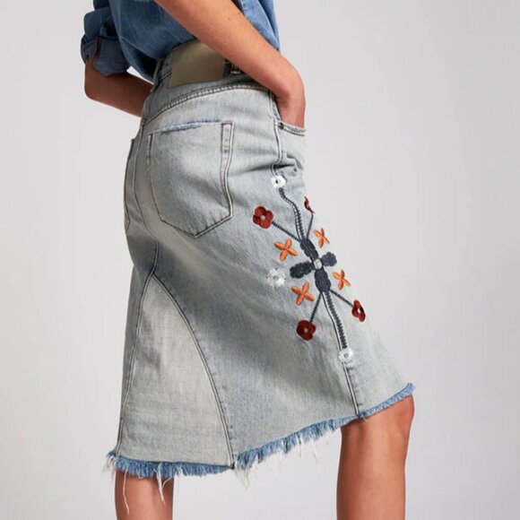 One Teaspoon Floral Embroidered Long Trucker Denim Skirt Retro Boho  US Size 26 - Picture 1 of 15